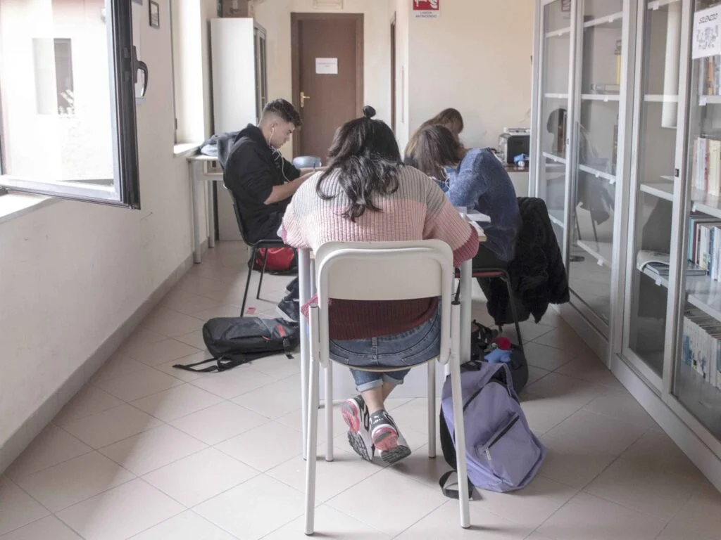 Biblioteca 1